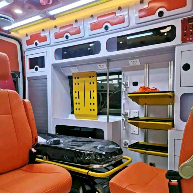 富文镇长途救护车护送病人租赁价格